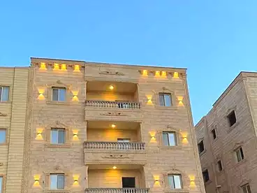 شقق للبيع في المجاورة الثانية، حي الياسمن - الحي الثالث، 150 متر