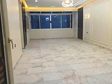 شقق للبيع في شارع الخمسين، النزهة 2، 140 متر