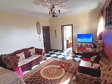 Apartments For sale in El Eshrein St., Ain Shams El Sharkia, 125 sqm