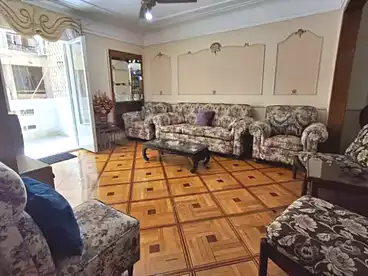 شقق مفروشة للإيجار في رشدي، الاسكندرية، 190 متر
