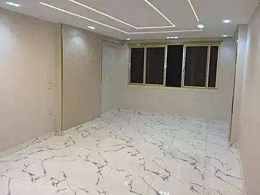 شقق للبيع في شارع سلطان خطاب، اللبيني، 140 متر