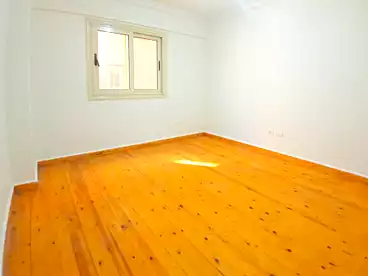 For rent in Sant Giyn St., Kafr Abdo, 185 sqm