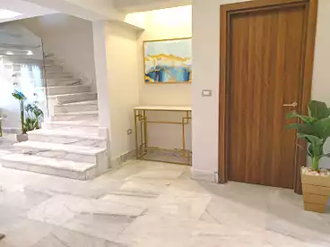 Private For rent in Mountain View Hyde Park Compound, Compounds in New Cairo, 250 sqm