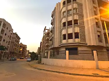 Roof For sale in El Mostashareen Compound, Compounds in New Cairo, 150 sqm