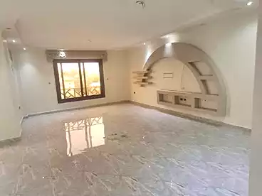 للإيجار في شارع طلعت مصطفي، المرحله الخامسه، 196 متر