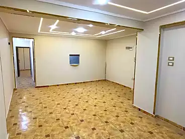 شقق للبيع في الفلكي، السيوف، 100 متر