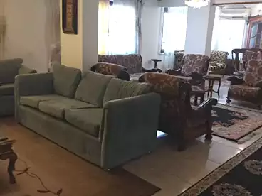 شقق للبيع في شارع صقر قريش، شيراتون، 250 متر