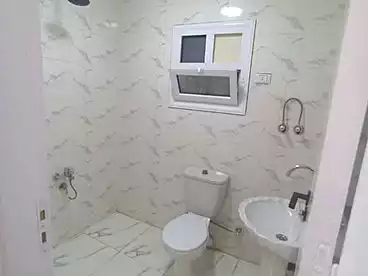 شقق للبيع في شارع نبيل طه، المطبعة، 100 متر