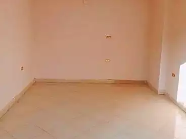 Shops For rent in 6th Neighborhood, El Hadabah El Wosta, 16 sqm