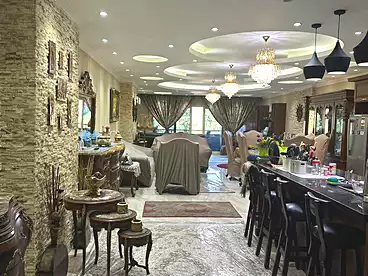 Apartments For sale in Nehro St., Merryland, 290 sqm