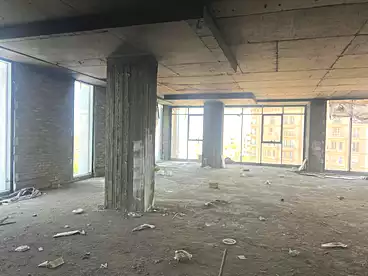 إداري للإيجار في هايد بارك بيزنس ديستريكت، كمبوند بالتجمع الخامس، 1400 متر