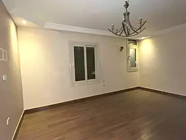 شقق للإيجار في شارع المجزر الالي، اللبيني، 160 متر