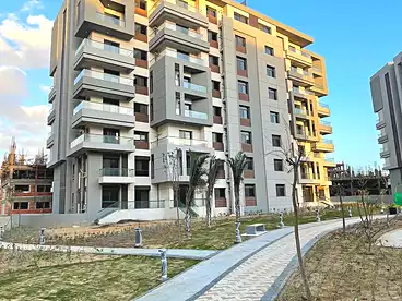 عقارات للبيع في كمبوند بلو فيرت - السعودية المصرية، منطقة المستثمرين، 142 متر