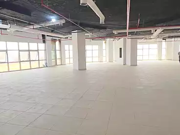 مقر إداري للإيجار في شارع التسعين الشمالي، شارع التسعين، 1000 متر