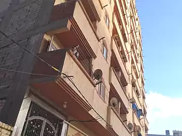 شقق للبيع في شارع الحنفية، البيطاش، 80 متر