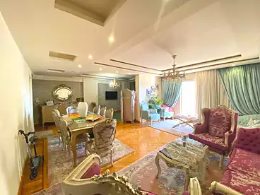 Apartments For sale in Al Sayeda Sakena Bent Al Hussein St, Kafr Abdo, 195 sqm