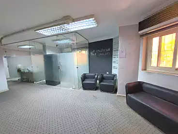 مبنى إداري للإيجار في شارع اللاسلكي، المعادي الجديدة، 1800 متر