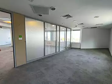 Co-working space For rent in Northern 90th St., 90th Street, 516 sqm