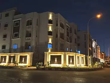 Apartments For sale in Neighborhood 11th, West Somid, 180 sqm