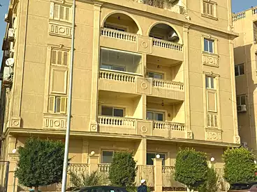 شقق للبيع في شارع 79، النرجس عمارات، 240 متر