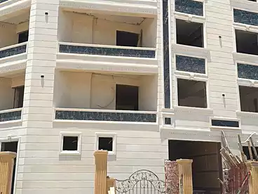 شقق للبيع في المجاوره الأولى، غرب سوميد، 240 متر