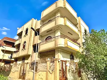 منزل / بيت للبيع في 15 مايو، القاهرة الكبرى، 260 متر