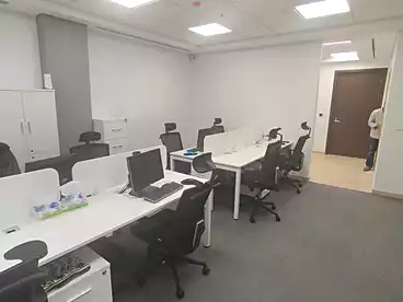 مكاتب للإيجار في مول ذا بوديوم - كمبوند كايرو فيستيفال سيتي، كمبوند كايرو فيستيفال سيتي - الفطيم، 95 متر