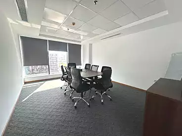 Co-working space For rent in Northern 90th St., 90th Street, 500 sqm