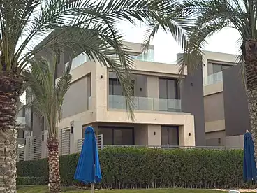 فلل للبيع في مجموعه 1 - كمبوند هايد بارك، كمبوند هايد بارك، 345 متر
