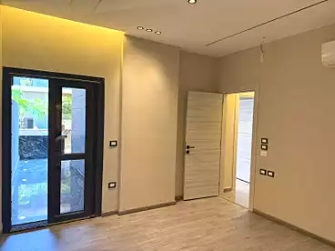 شقق للبيع في كمبوند الباتيو أورو - لافيستا، كمبوند بالتجمع الخامس، 120 متر