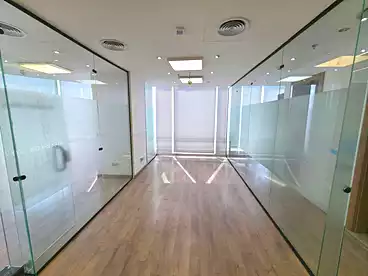 Co-working space For rent in Southern 90th St., 90th Street, 141 sqm