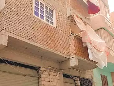 Building For sale in El Hanouvel, Al Agamy, 120 sqm