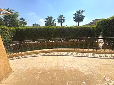 Apartment with Garden For rent in Phase 8, El Rehab, 155 sqm