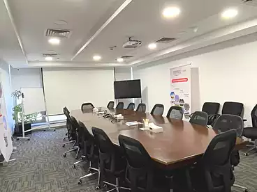 Corporate Branch For rent in Northern 90th St., 90th Street, 2000 sqm