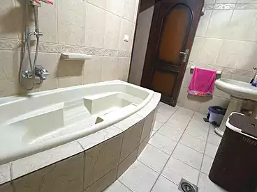 Apartments For sale in Heidar St., Helwan El Sharkeya, 230 sqm