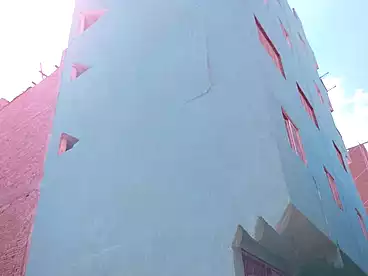 منزل / بيت للبيع في شارع المجزر الالي، اللبيني، 130 متر