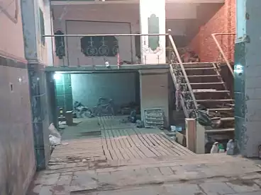 محلات للبيع في شارع المجزر الالي، اللبيني، 76 متر