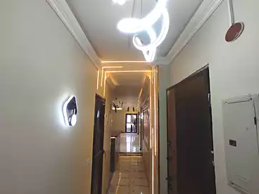 شقق للإيجار في شارع 27، النزهة 2، 130 متر