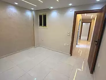 شقق للبيع في شارع سلطان خطاب، اللبيني، 110 متر