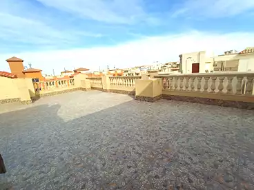 Roof For rent in Street 1, First Neighborhood, 350 sqm