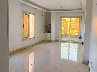 شقق للإيجار في شارع أحمد الزمر، الحي العاشر، 160 متر