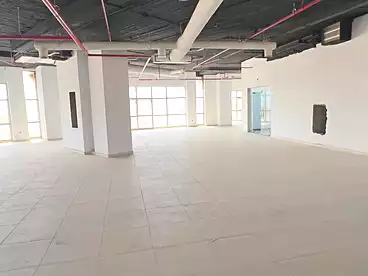 إداري للإيجار في شارع التسعين الشمالي، شارع التسعين، 1700 متر