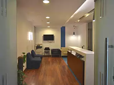 Corporate Branch For rent in Southern 90th St., 90th Street, 1035 sqm