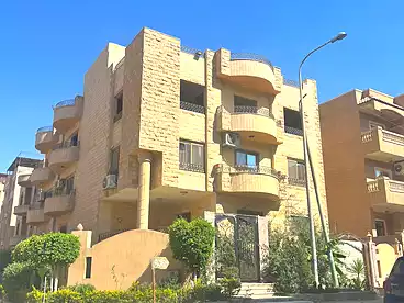 Villas For sale in El Fardoos St., El Fardoos City, 1100 sqm