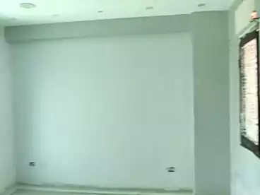 Administrative For rent in Akhnaton St., Fifth Neighborhood, 135 sqm