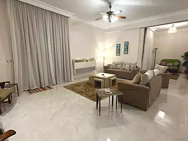 Apartments For rent in Khaled Ibn El Waleed St., South Academy (D), 325 sqm