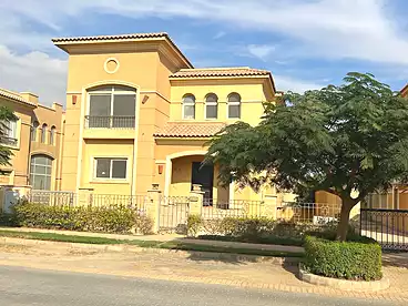 Villas For sale in Stone Park Compound - Roaya, Compounds in New Cairo, 500 sqm