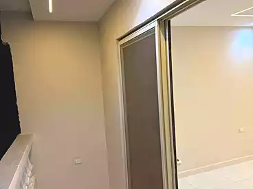 شقق للبيع في شارع سلطان خطاب، اللبيني، 110 متر