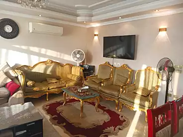 Apartments For sale in Street 3, First Neighborhood, 150 sqm