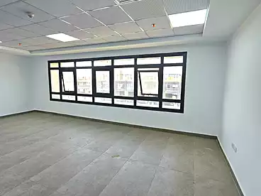 مكاتب للإيجار في بافاريا تاون - مرشدي جروب، كمبوند بالمعادي، 240 متر